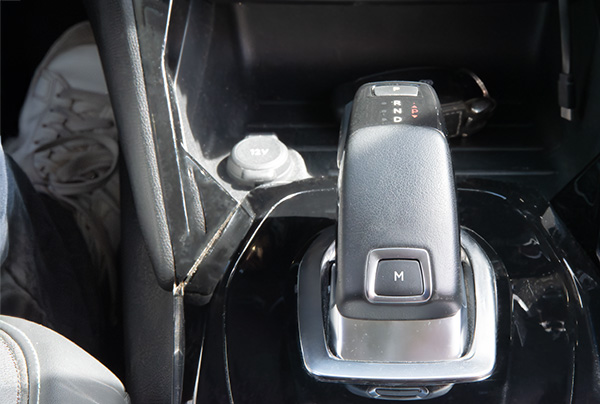 Cours avant un permis de conduire sur boîte automatique à Saint-Cyprien (24)